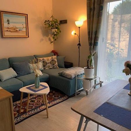 Normandine Apartment Bayeux Bagian luar foto
